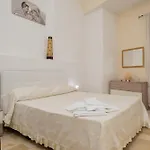 La Dimora In Apartment